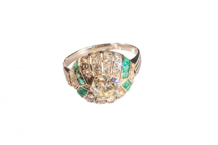 Platinum Ring with Diamonds and Emeralds