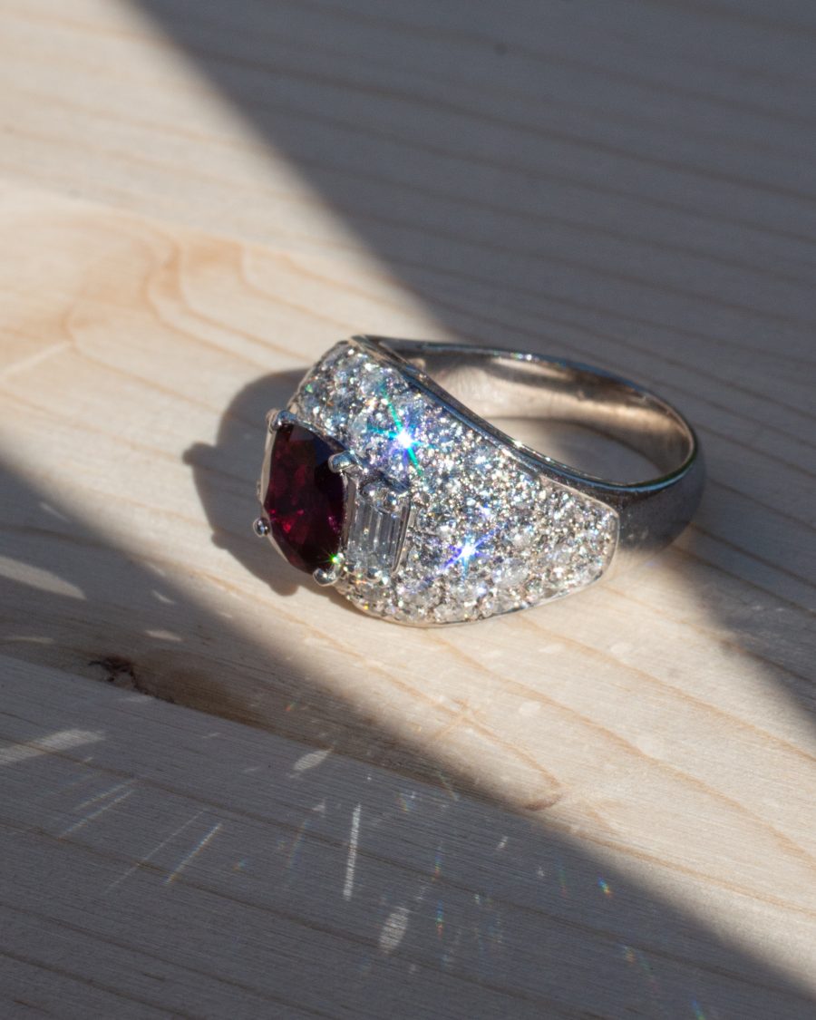 1970 Vintage Ring Ruby and Diamonds