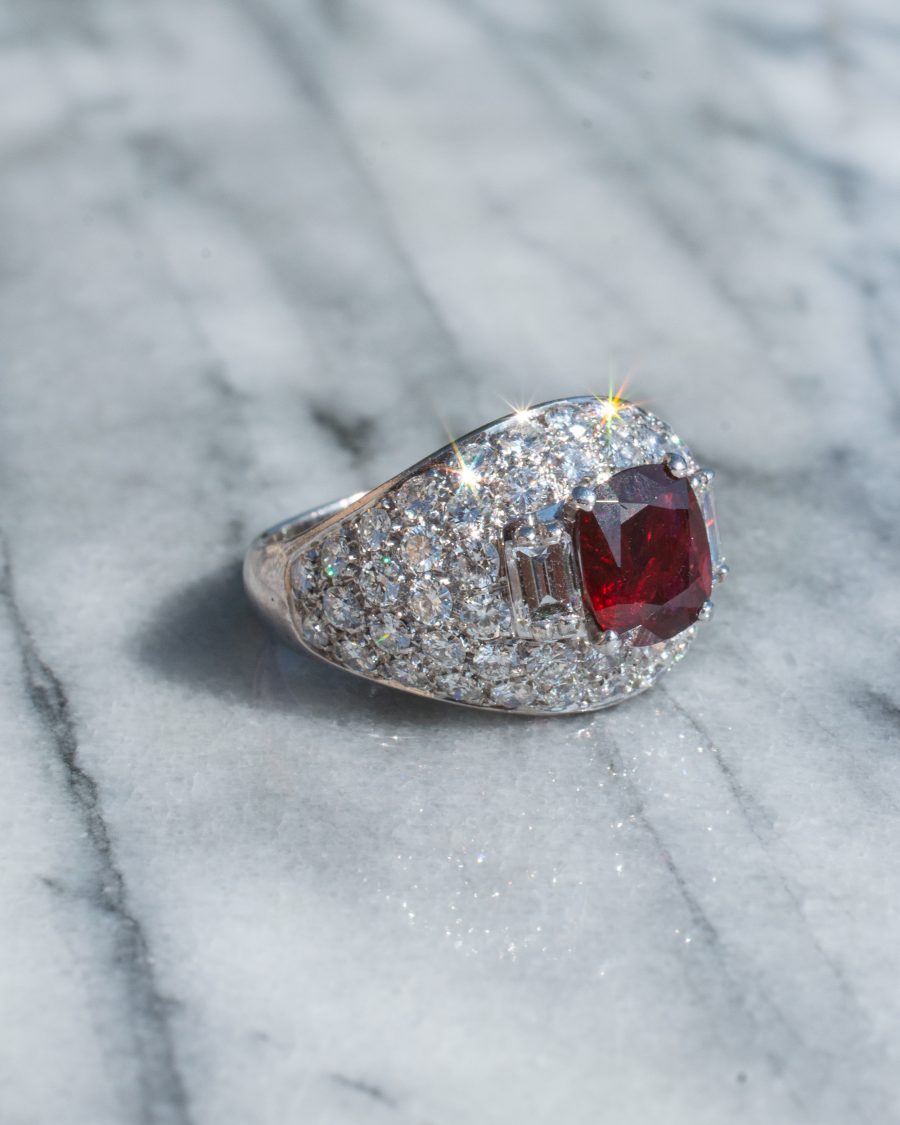 1970 Vintage Ring Ruby and Diamonds